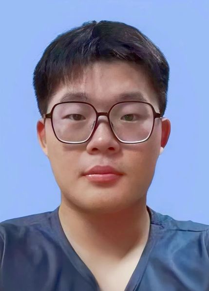 舞动青春的“舞龙健将”——余海龙